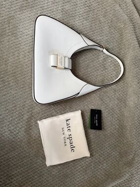 kate spade White Leather Triangular Shoulder Bag with Gold Buckle